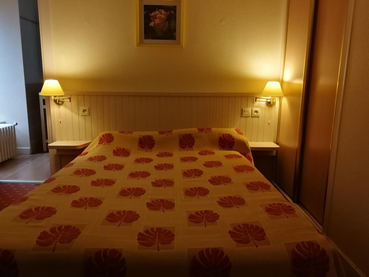 Le Relais De L'Argoat Otel Belle-Isle-en-Terre Dış mekan fotoğraf