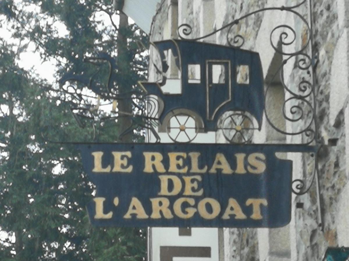 Le Relais De L'Argoat Otel Belle-Isle-en-Terre Dış mekan fotoğraf